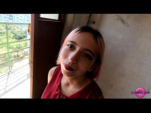 ❤️ Ուսանող Զգացմունքային ծծում է օտարին ծայրամասում ❤️ Պոռնո մեզ մոտ ﹏